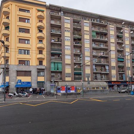 Ihost Studio - Lucania 3 Milan Luaran gambar