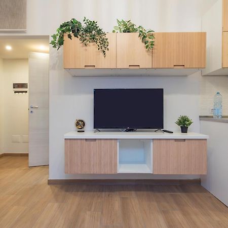 Ihost Studio - Lucania 3 Milan Luaran gambar
