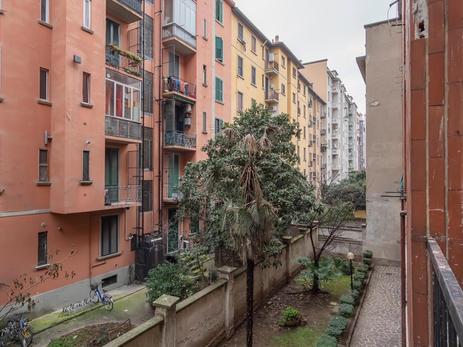 Ihost Studio - Lucania 3 Milan Luaran gambar