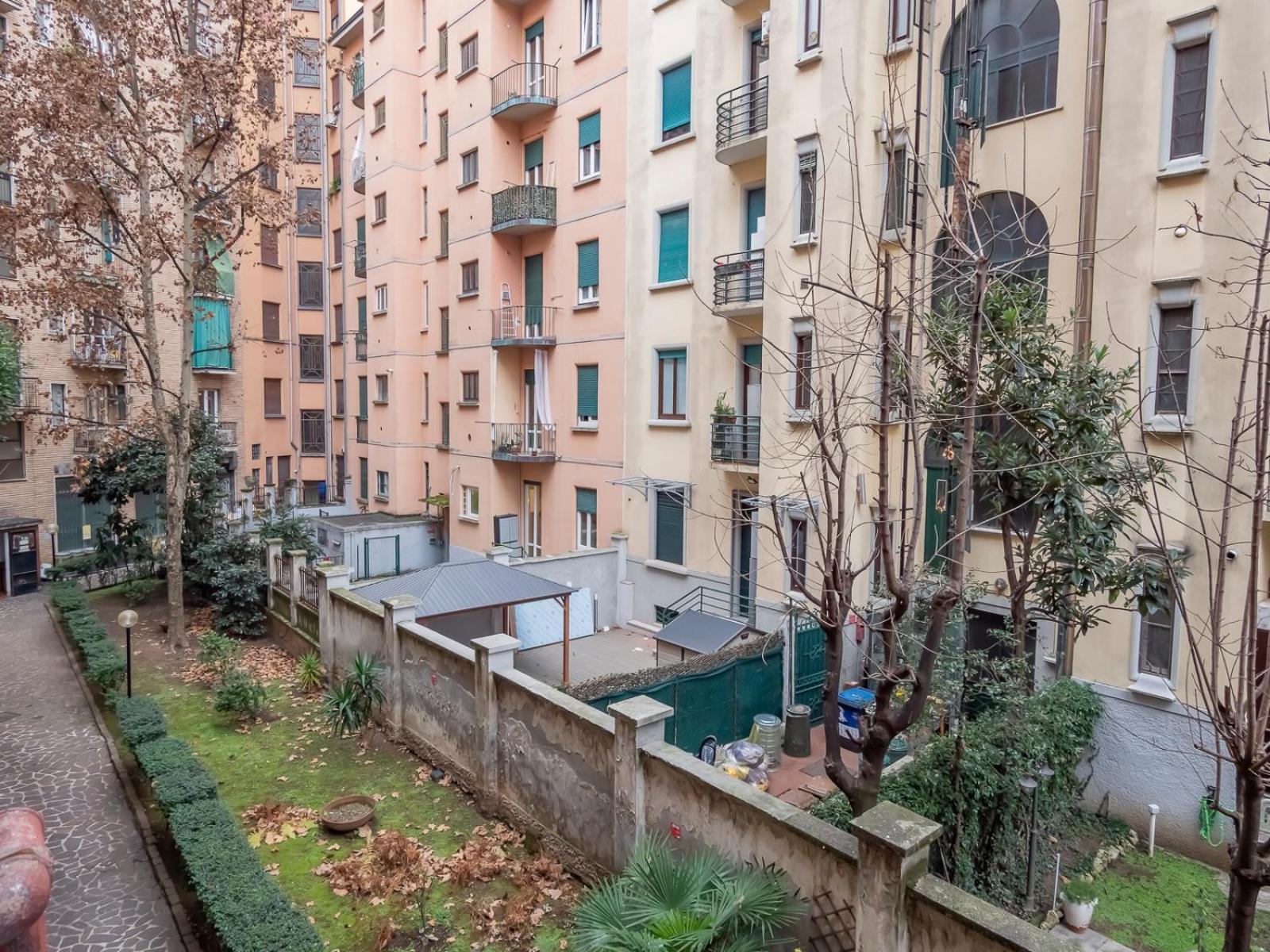 Ihost Studio - Lucania 3 Milan Luaran gambar